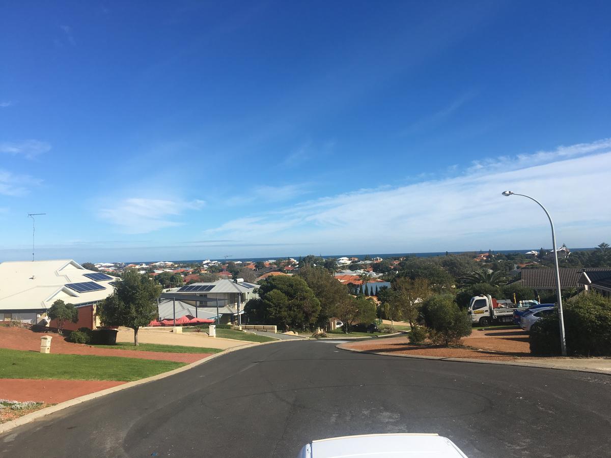 Relaxed Ocean View Villa Mandurah Bagian luar foto