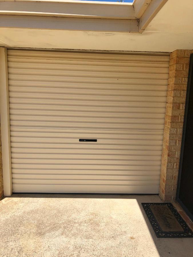 Relaxed Ocean View Villa Mandurah Bagian luar foto